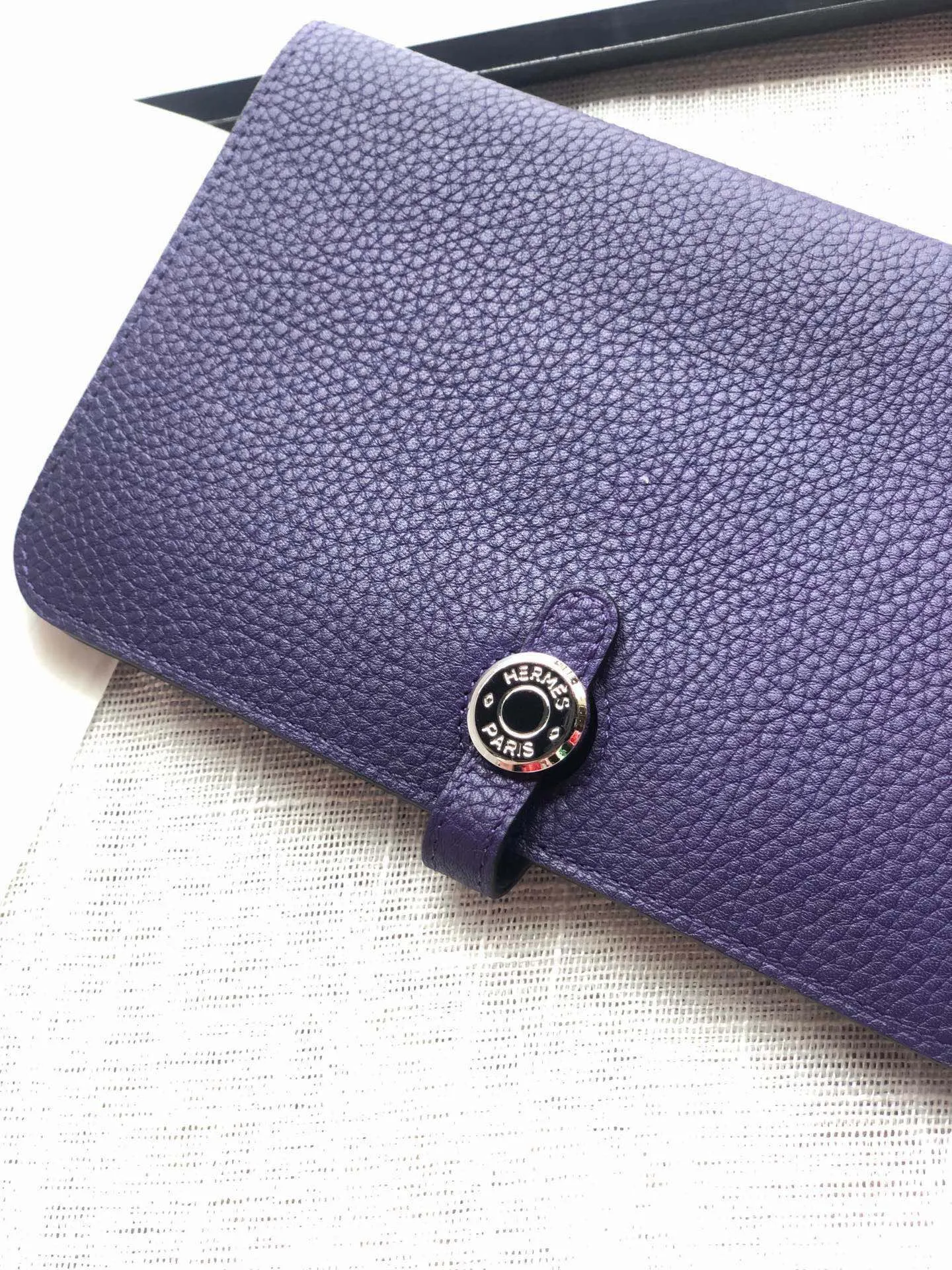 HM Dogon Wallet 20 Purple Togo Shw