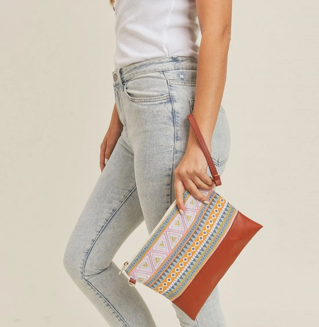 MB0142 Aztec Crossbody & Wristlet Bag