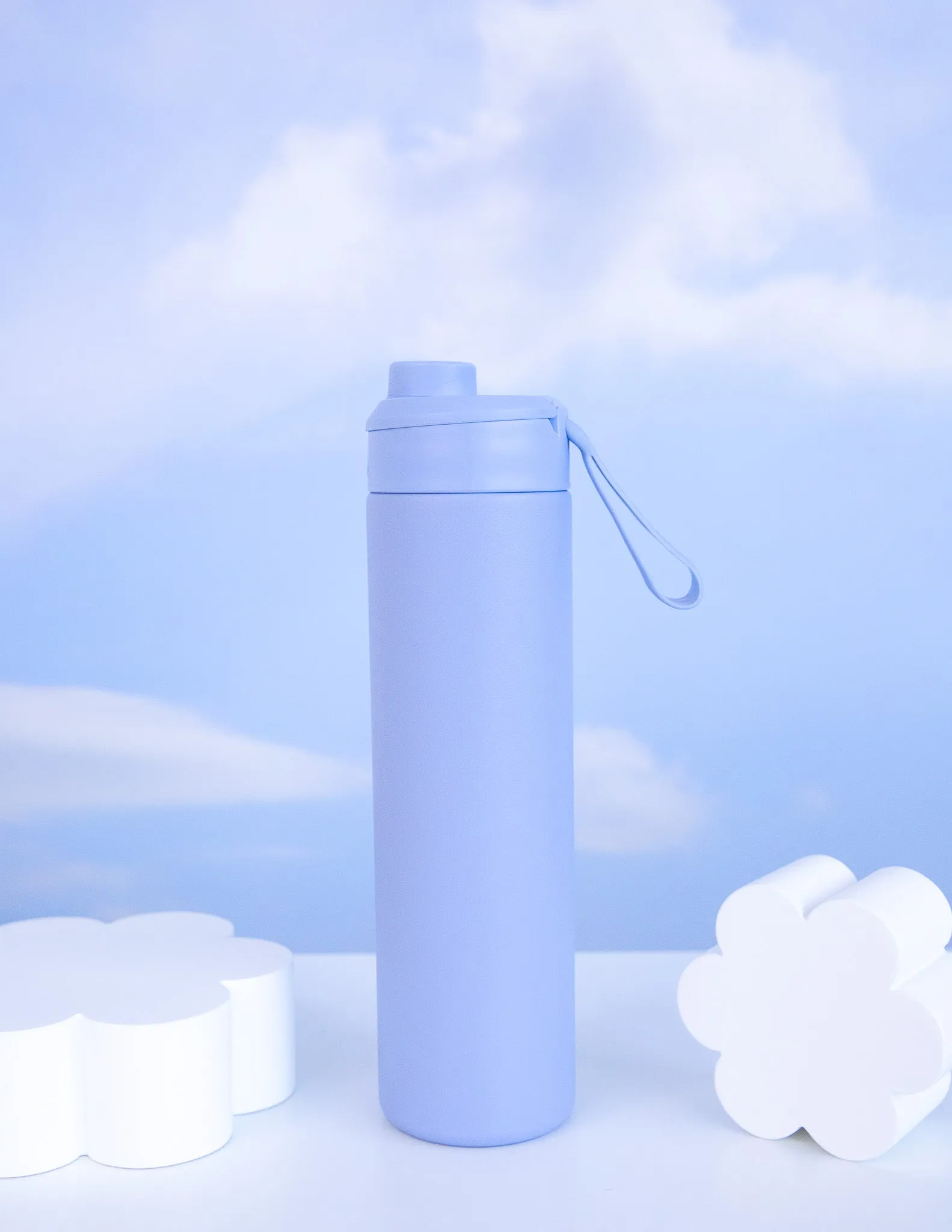 MontiiCo 700ml Drink Bottle Screw Top - Cloud