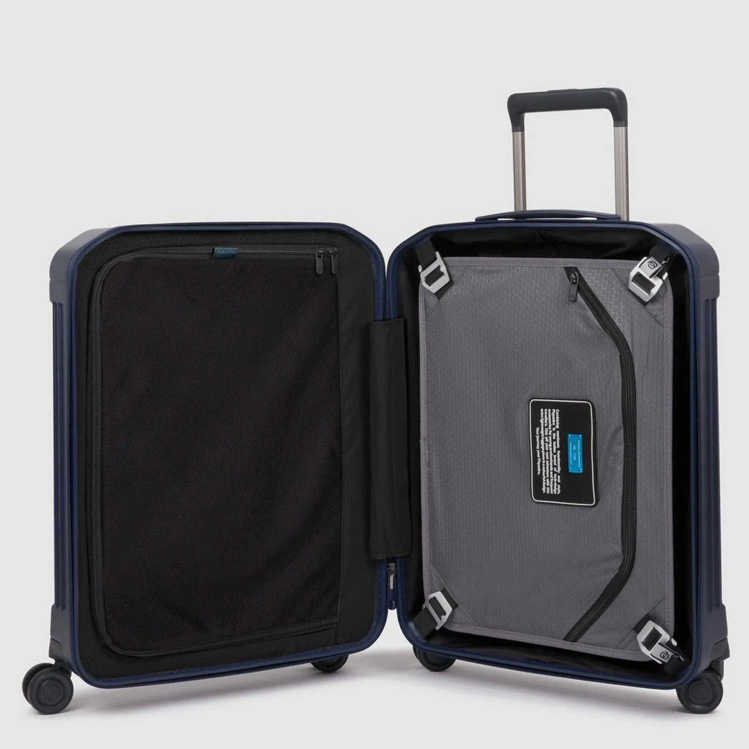 Piquadro Pq-Light 55Cm Ultra Slim Hardcase 4 Double Wheel Cabin Trolley Matt Blue - Bv4425Pql/Bluo